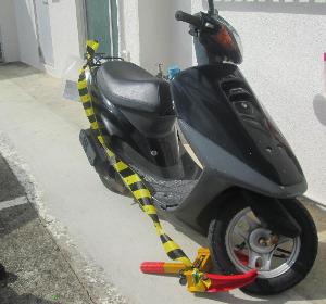 バイクのタイヤ・ミラーズロック